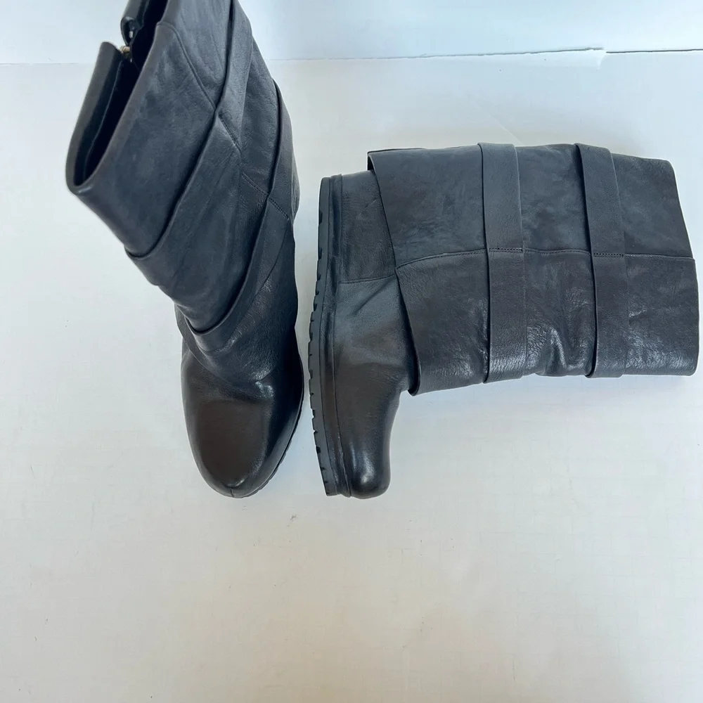 Vera Wang Lavender York Wedge Boots - Picture 6 of 15